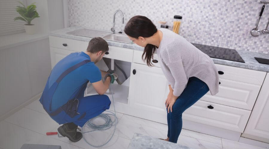 Local expert plumbing services in San Ygnacio, TX